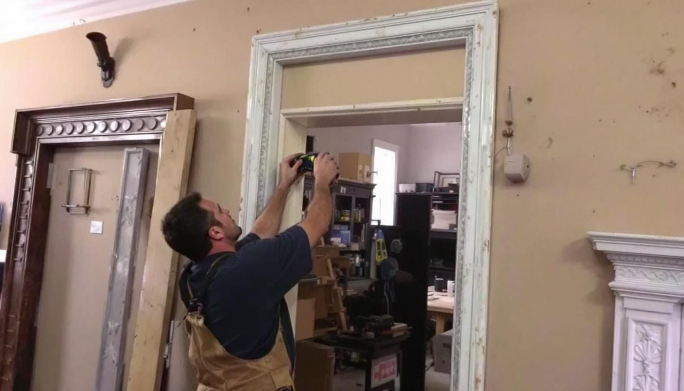 Transformez vos portes : des idées pour intégrer les cadres à votre décor